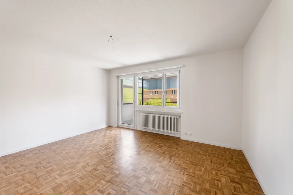 Your new home in a freshly renovated family apartment!