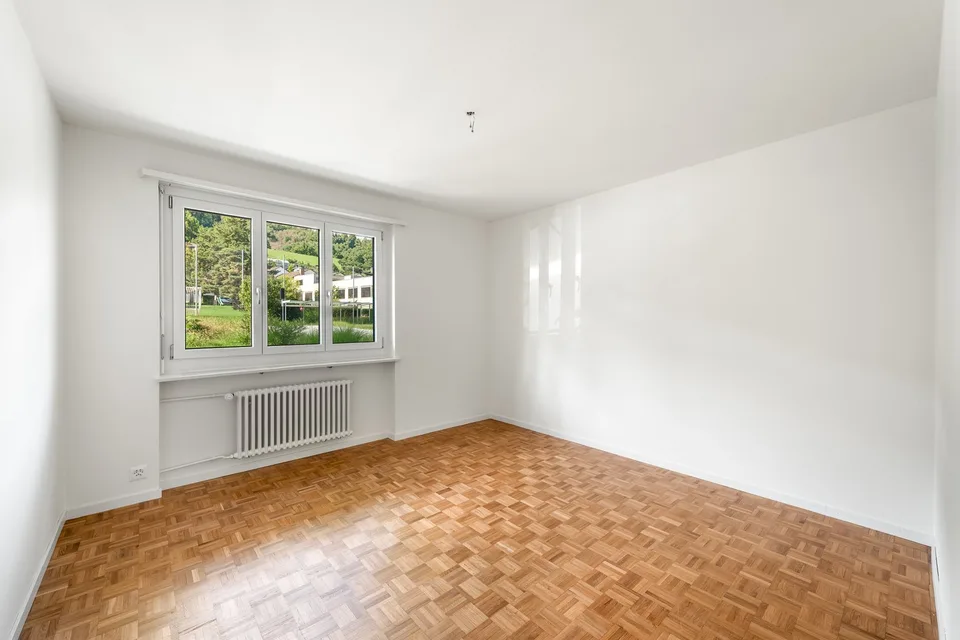 Your new home in a freshly renovated family apartment!