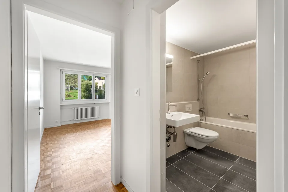 Your new home in a freshly renovated family apartment!