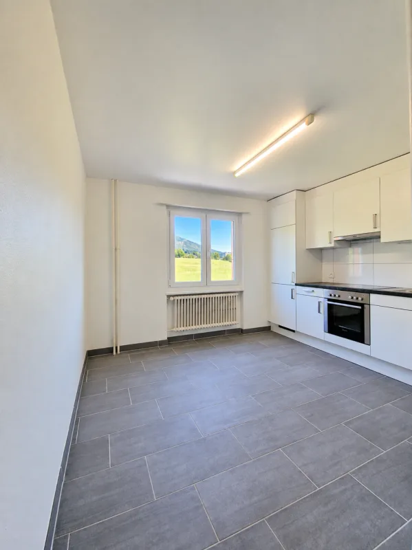Bel appartement moderne et lumineux de 3 pièces à Perrefitte