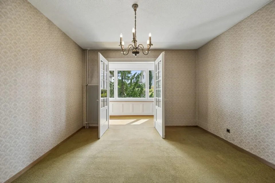 Casa a tre famiglie versatile con molto spazio e grande potenziale – foto 5 di 15