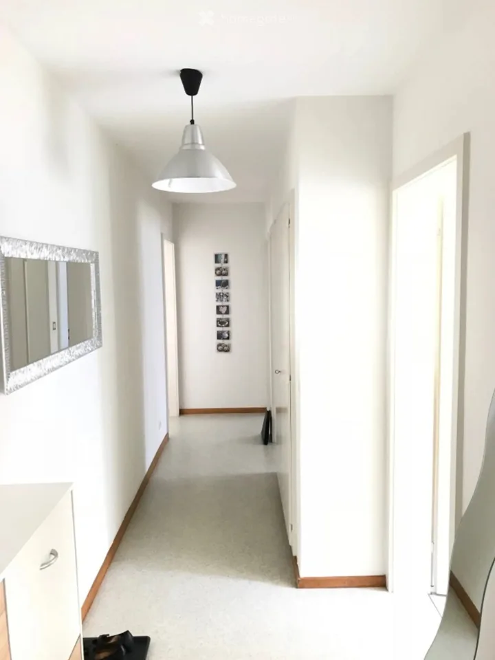 Appartamento in vecchio edificio di 4 locali luminoso e accogliente a Suhr (AG) - disponibile dal 01.11.2026