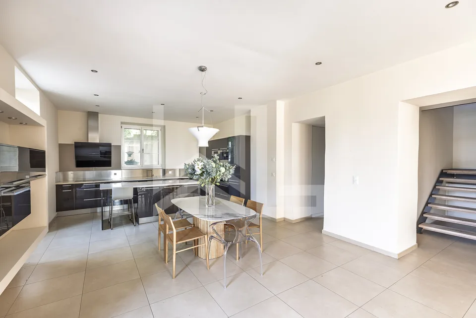 Haus mit Charme und Charakter und Panoramablick – Foto 5 von 13