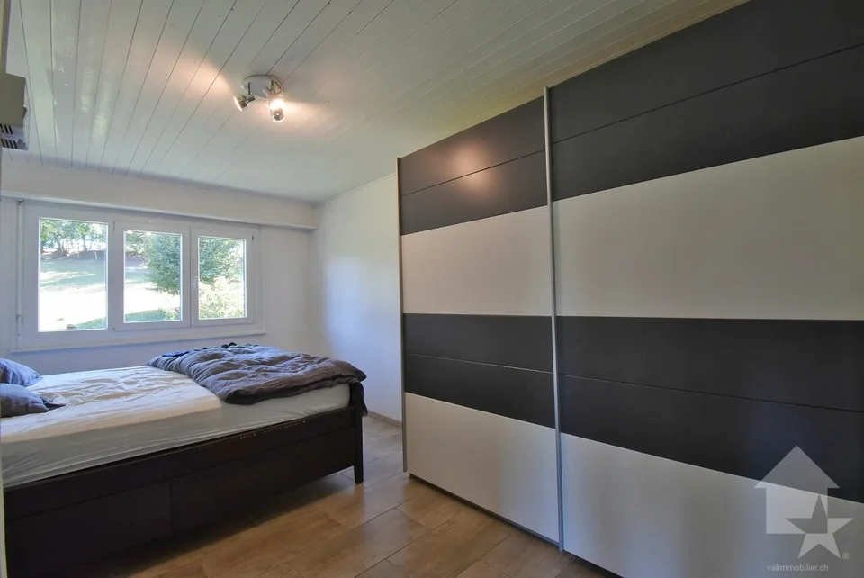 Magnifique petite maison rénové et au calme sur une belle parcelle – Foto 9 von 13