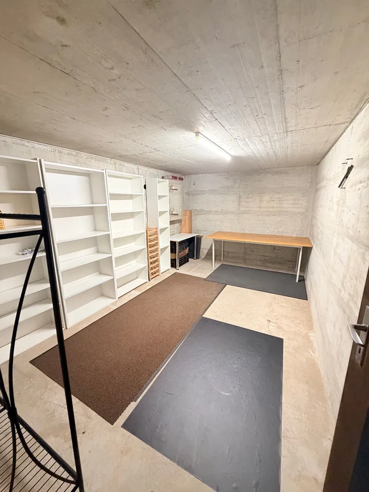 Charmante 4.5 Zimmerwohnung in der Natur – Foto 9 von 11