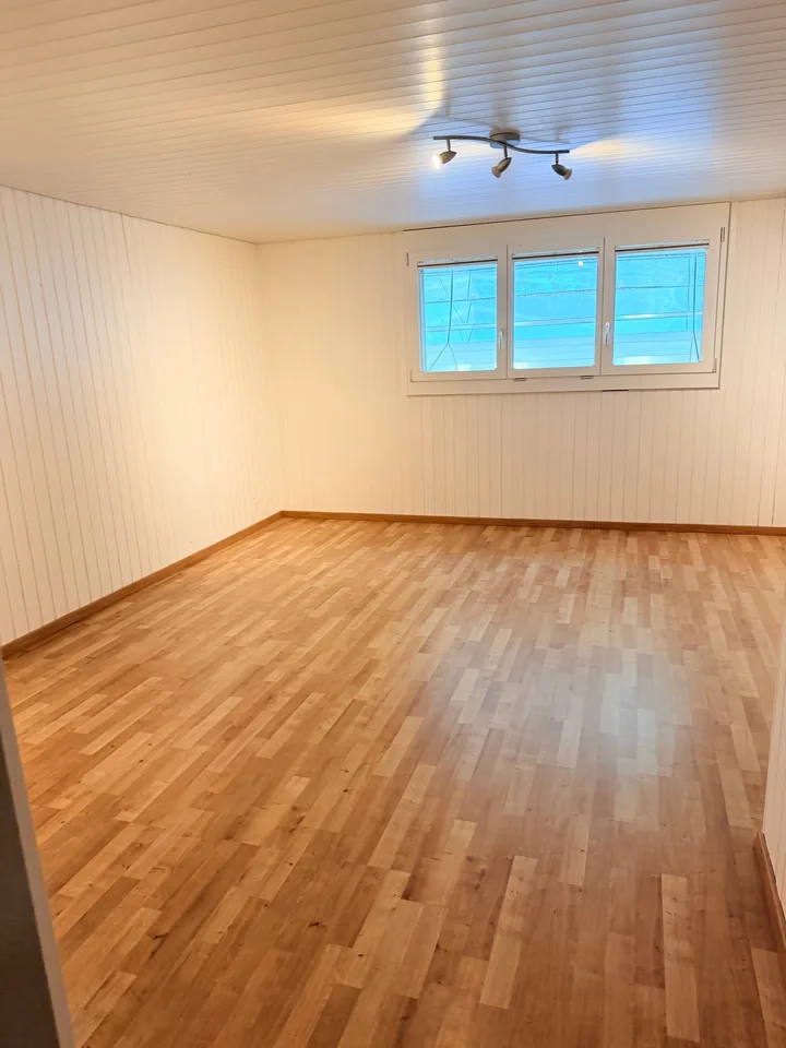 Charmante 4.5 Zimmerwohnung in der Natur – Foto 6 von 11