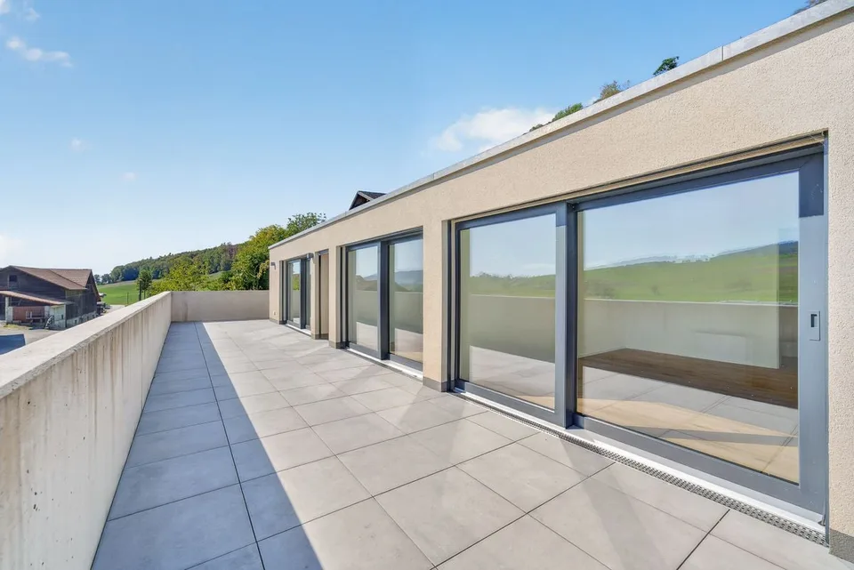 Neues 4,5-Zimmer-Apartment mit Terrassen und Blick auf die Voralpen – Foto 12 von 19