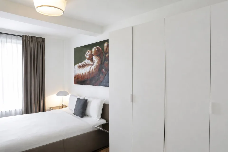 Grosszügige 3.5-Zimmer-Wohnung mit Balkon in Zürich-West – Foto 14 von 17