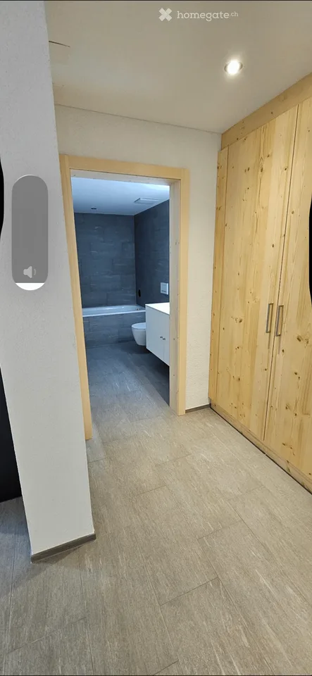 Appartement moderne 3.5 pièces au 1er étage avec panorama montagnard à Klosters