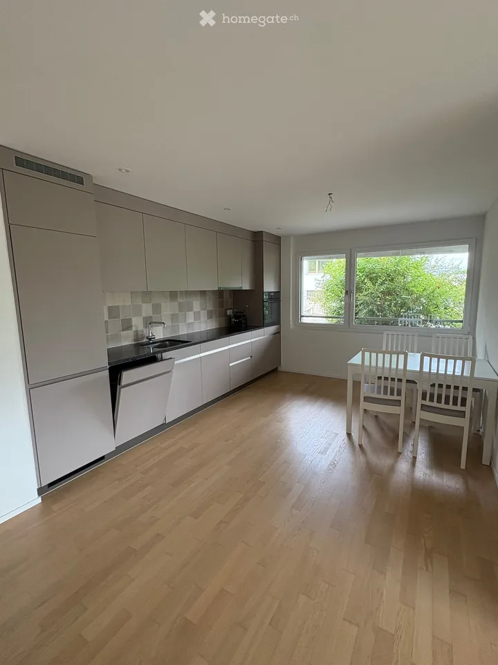 Appartamento moderno 3.5 locali con balcone a Meilen – disponibile dal 1 novembre 2026