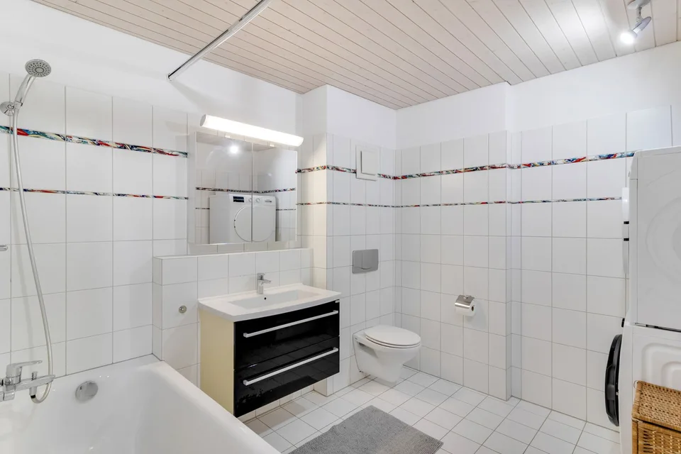 Rêve de maisonnette 5.5 pièces : refuge avec vue à Dinhard – photo 11 sur 13