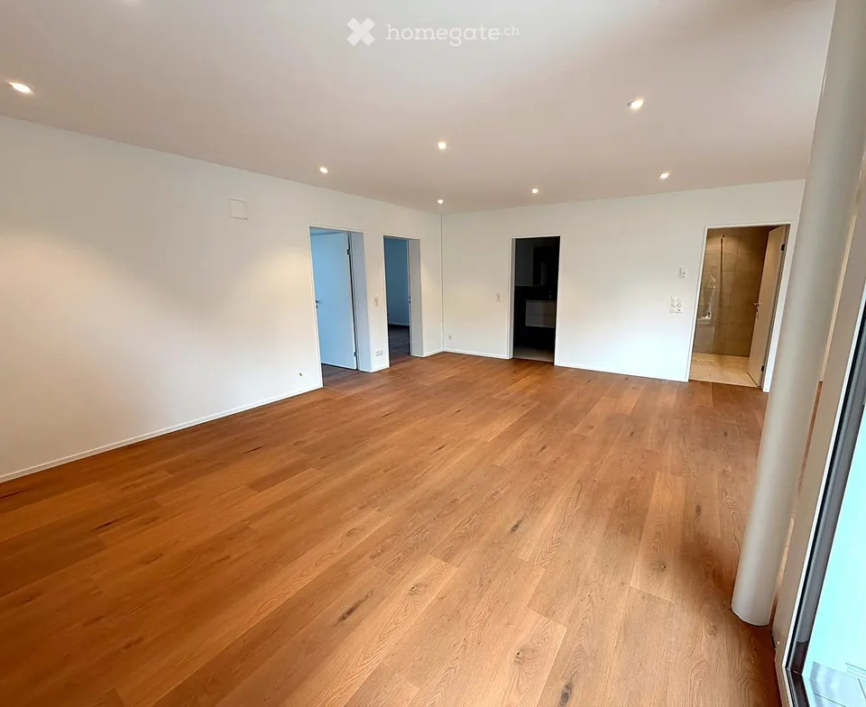 Location pour la première fois : appartement neuf de 3,5 pièces avec deux salles de bain et balcon couvert de 17 m²