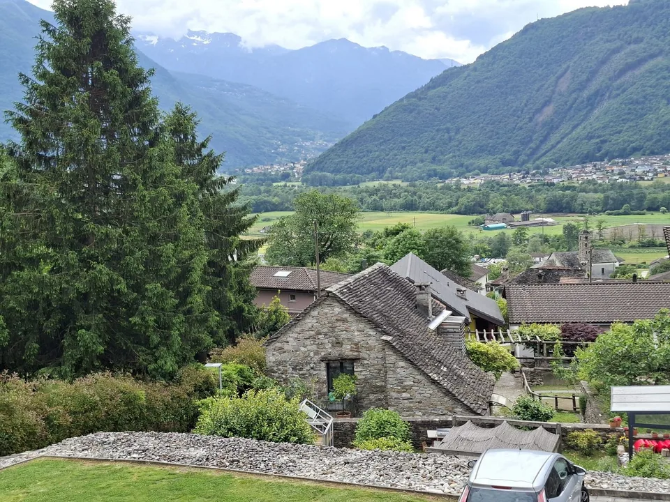 Rustic single-family house with beautiful view – photo 10 of 13