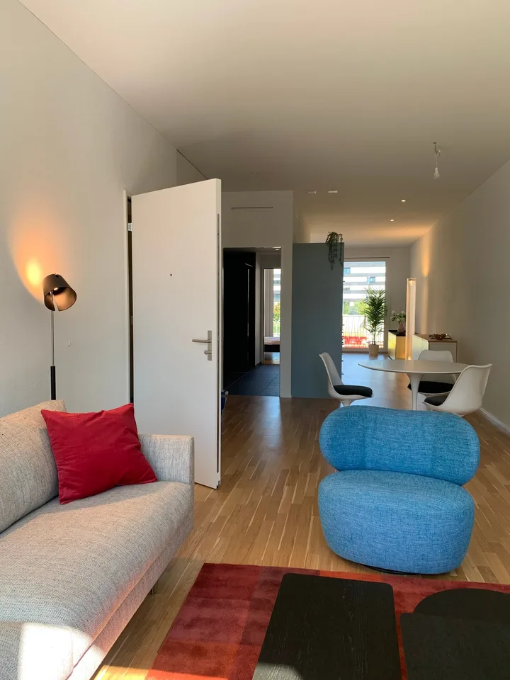 Appartement 2.5 pièces central dans un environnement urbain – photo 6 sur 8