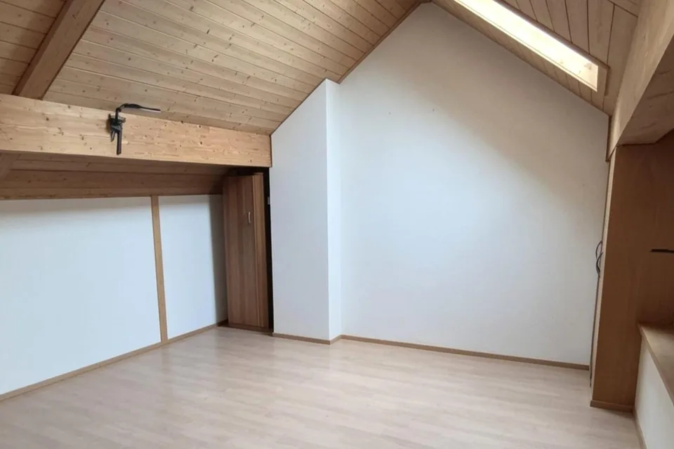 Charmantes Einfamilienhaus in ruhiger Lage in Schüpfen – Foto 8 von 11