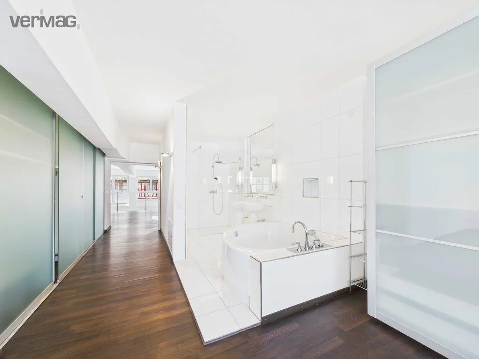Unique 4.5-room loft with plenty of space and special living feel