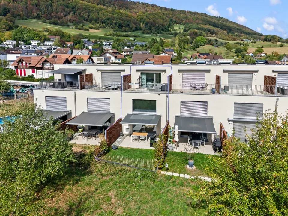 Casa a schiera moderna che impressiona per la vita idilliaca e centrale - ottimale per le famiglie – foto 3 di 15