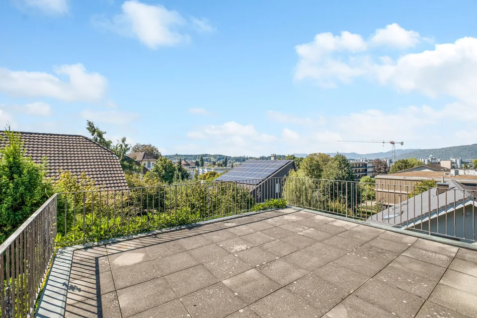 Charmantes 6.5-Zimmer-Einfamilienhaus mit Gartenoase, freistehend – Foto 5 von 17