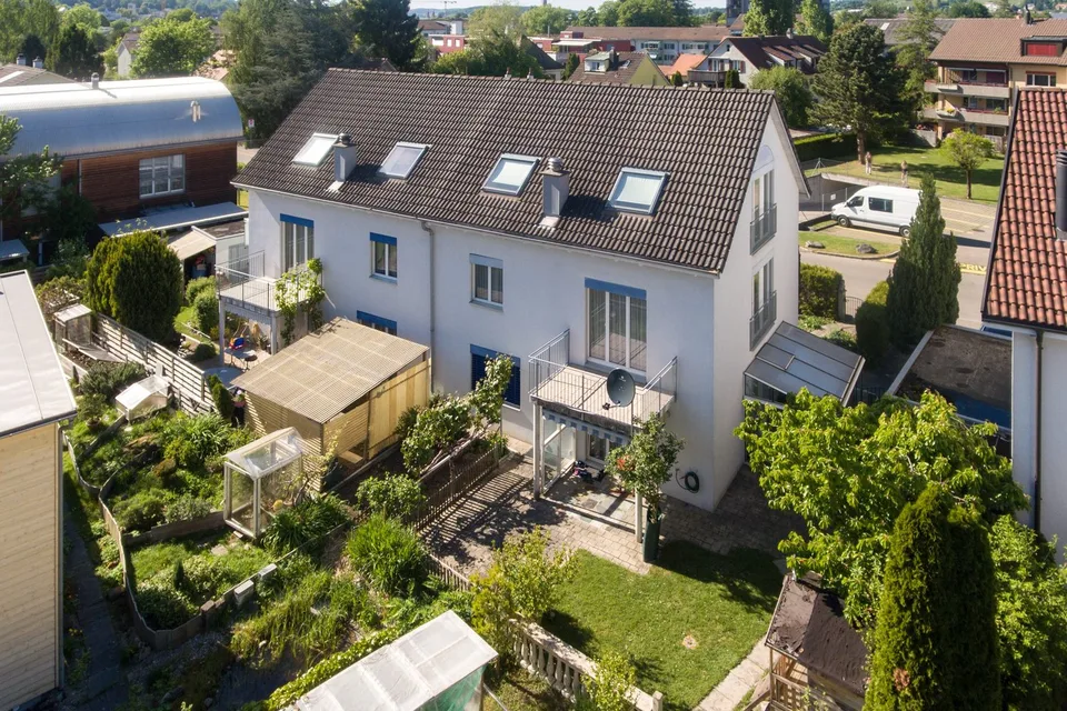 Casa a schiera di 6,5 locali con giardino in affitto a Winterthur – foto 2 di 10