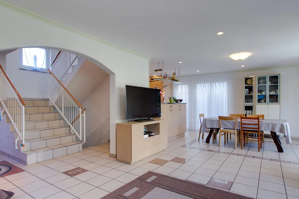 Casa a schiera di 6,5 locali con giardino in affitto a Winterthur – foto 4 di 10