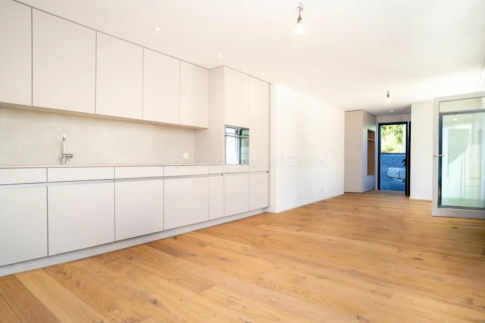 Stilvoller Neubau mit durchdachtem Raumkonzept und vielseitigen Nutzungsmöglichkeiten – Foto 28 von 30