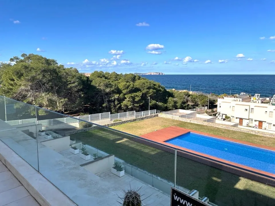 Ibiza - Apartment mit atemberaubendem Meerblick – Foto 2 von 8