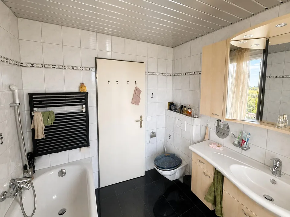 Ihr neues Zuhause in Kestenholz – grosszügiges Einfamilienhaus mit Pool und beheiztem Wintergarten – Foto 8 von 19