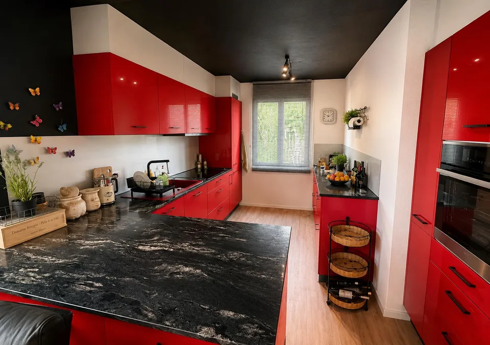 Ihr neues Zuhause in Kestenholz – grosszügiges Einfamilienhaus mit Pool und beheiztem Wintergarten – Foto 14 von 19