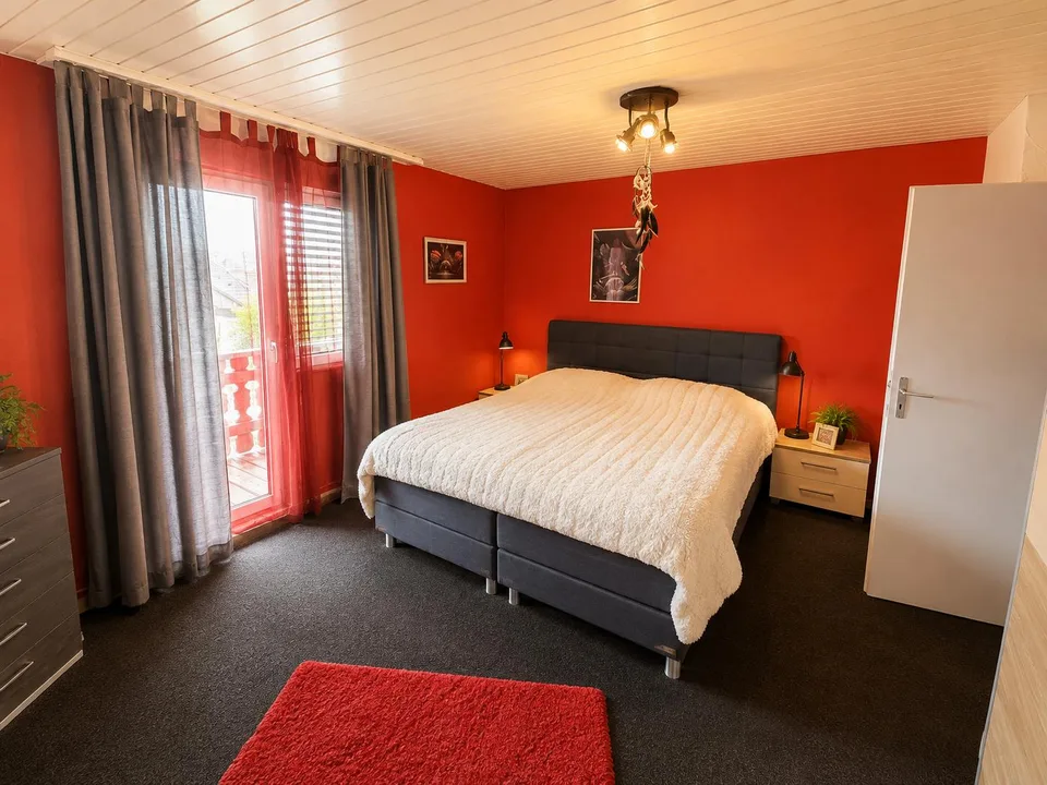 Ihr neues Zuhause in Kestenholz – grosszügiges Einfamilienhaus mit Pool und beheiztem Wintergarten – Foto 10 von 19