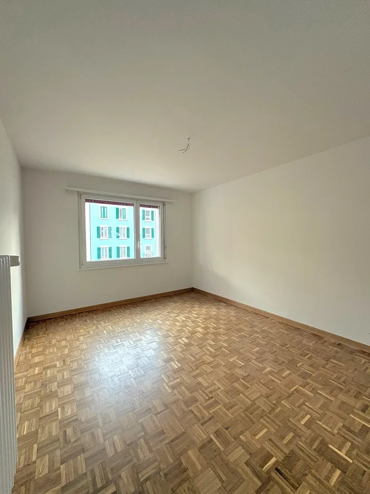 Appartement de 3 pièces rénové avec grand balcon