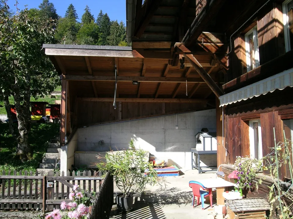 Central apartment in a green area