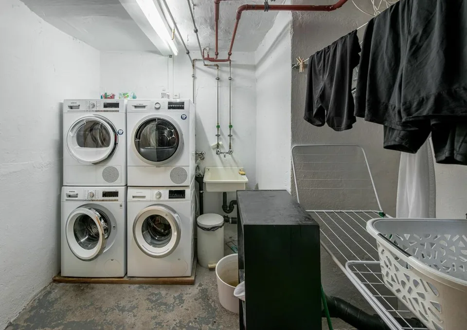 Proprietà residenziale affascinante in una posizione molto richiesta a Zurigo – foto 17 di 19