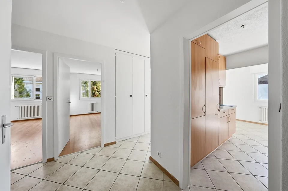 3.5 Zimmer Wohnung in Gland – Foto 2 von 7