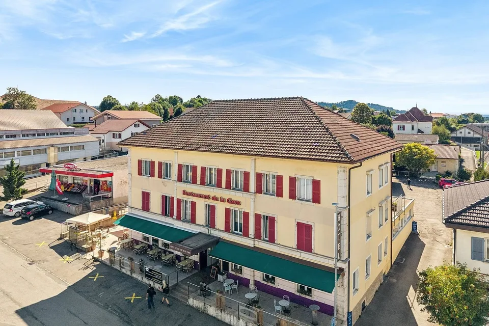 Opportunità Alberghiera Storica nelle Franches-Montagnes – foto 2 di 13