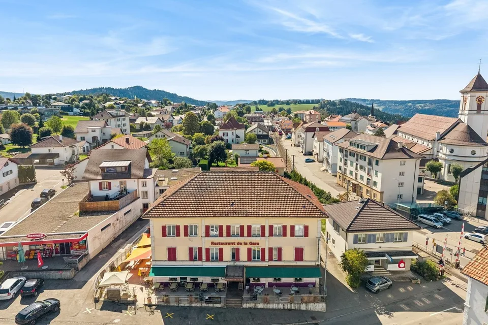 Opportunità Alberghiera Storica nelle Franches-Montagnes – foto 4 di 13