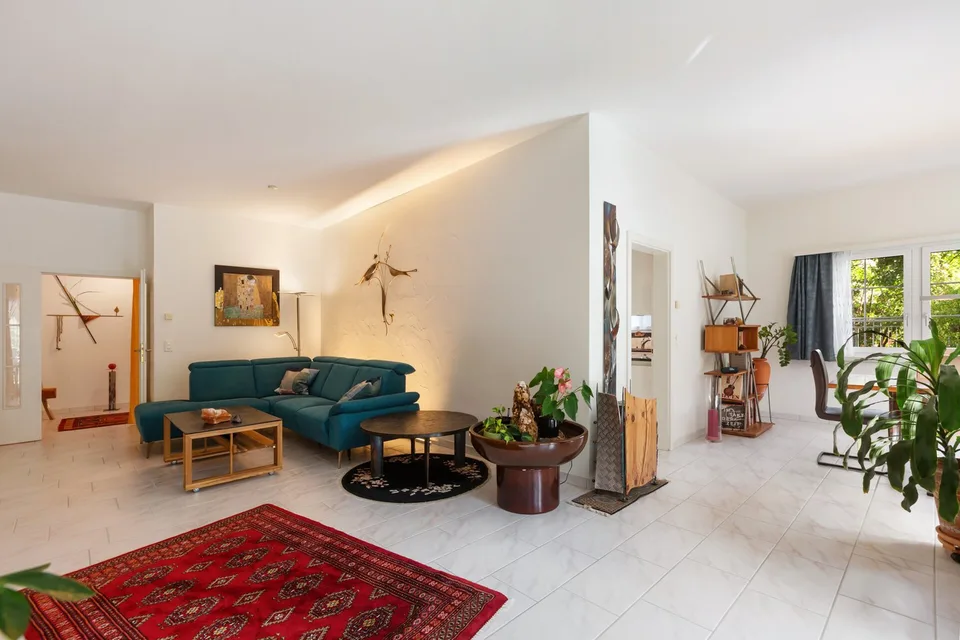 Molta spazio per vivere: appartamento di 4,5 locali con piano generoso – foto 5 di 13