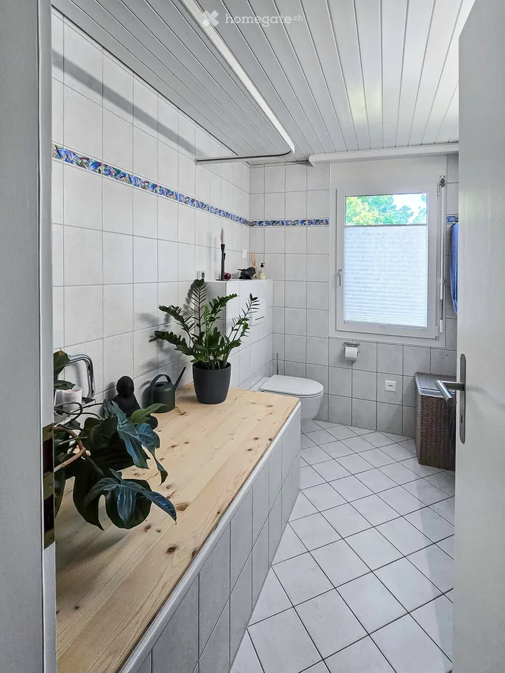 Charmante 3.5-Zimmer-Dachwohnung mit Balkon in Uitikon Waldegg – Foto 7 von 7