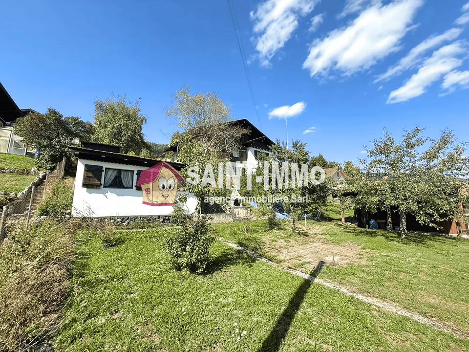 Chalet con due appartamenti (3 & 6.5 locali) con giardino alberato di 840 m2, terrazza e garage – foto 3 di 25