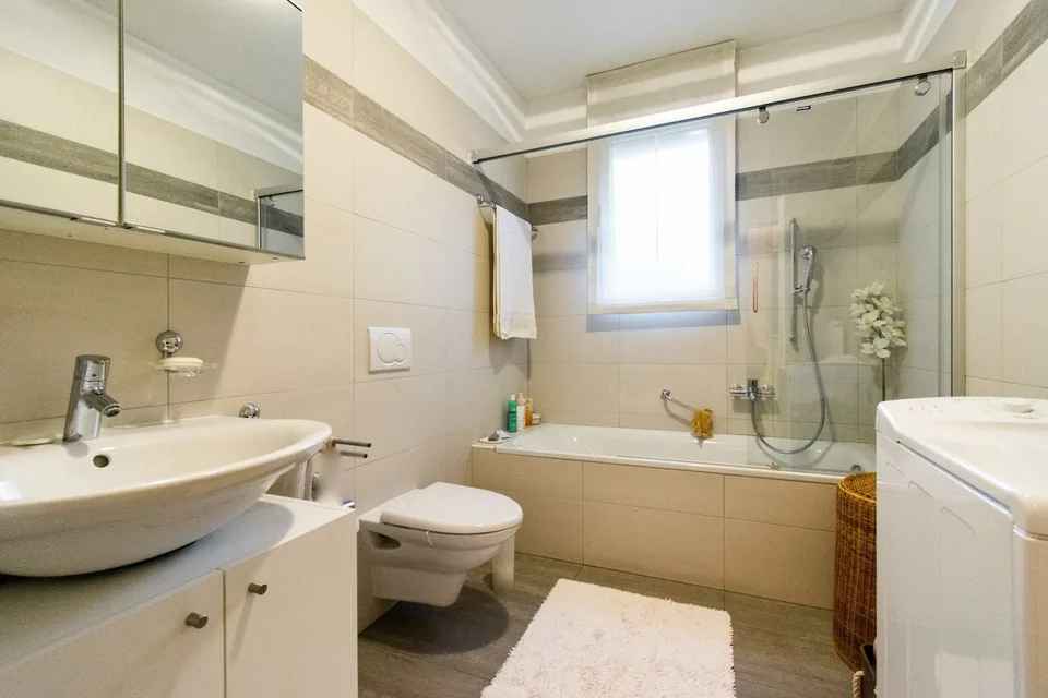 GROSSE 3.5-ZIMMER-WOHNUNG MIT GARTEN – Foto 13 von 15