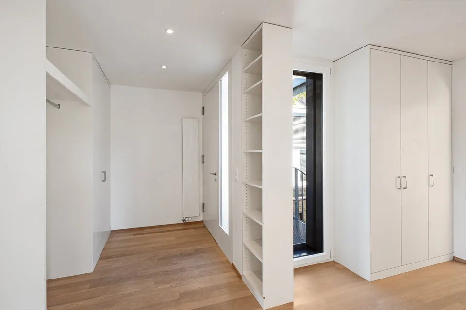 Appartement duplex de 5,5 pièces excitant avec un espace de vie ouvert supplémentaire