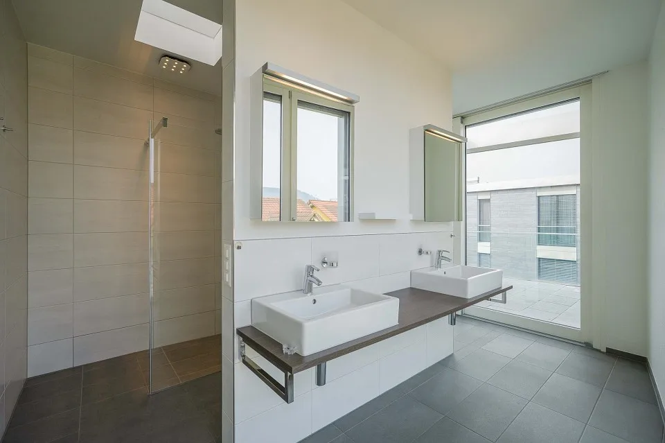 Plaisir de vivre de classe exceptionnelle ! Appartement attique exclusif 4,5 pièces avec ascenseur direct dans l'appartement – photo 9 sur 13