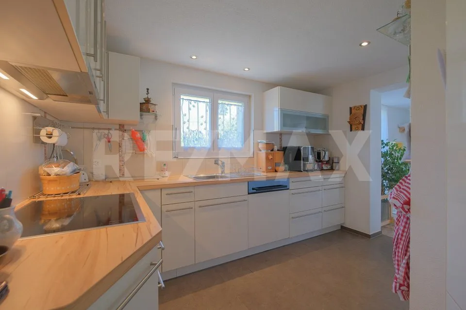 Maison individuelle dans un endroit calme et ensoleillé au bord de la zone de construction – photo 6 sur 13