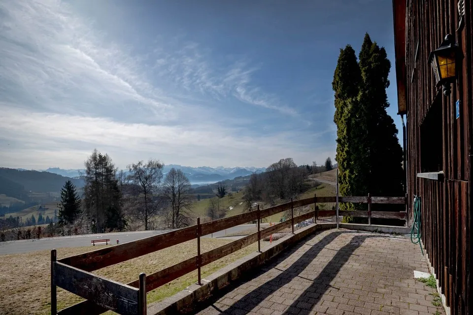 Gemütlich Leben und Geniessen mit Bergsicht in der Gemeinde Bäretswil – Foto 5 von 13