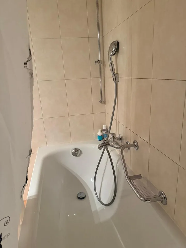 1 Zimmer möbl. Wohnobjekt in Lugano – Foto 7 von 8