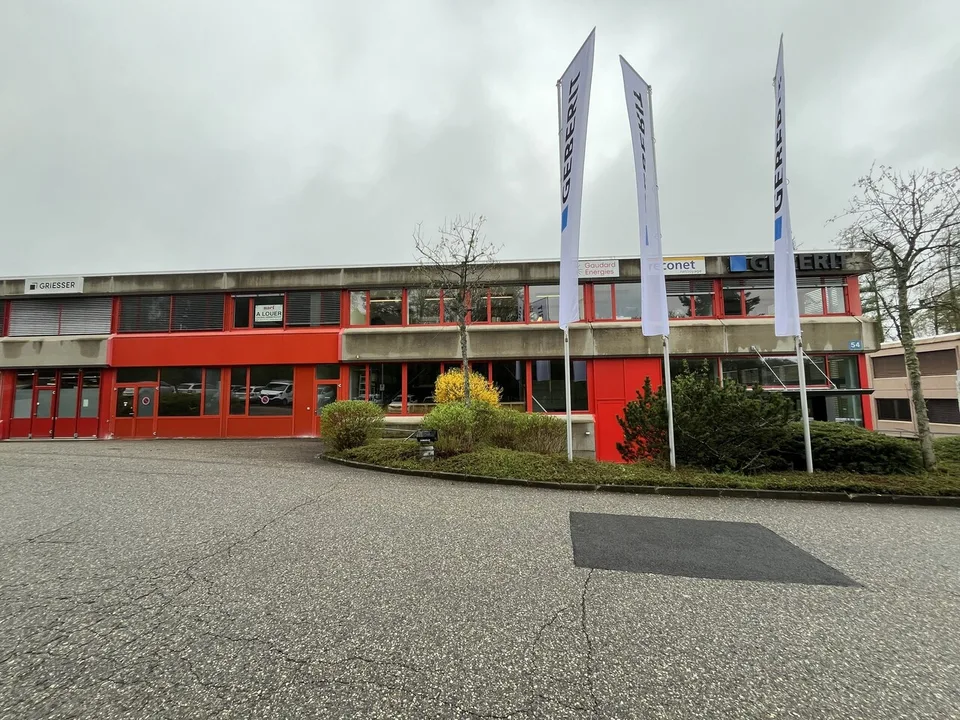 Local commercial de 160m² - Lausanne - Plug-and-Play – photo 2 sur 2