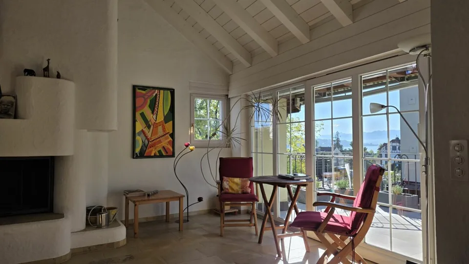 Appartamento attico con vista sul lago e sulla montagna a Rüschlikon – foto 5 di 15