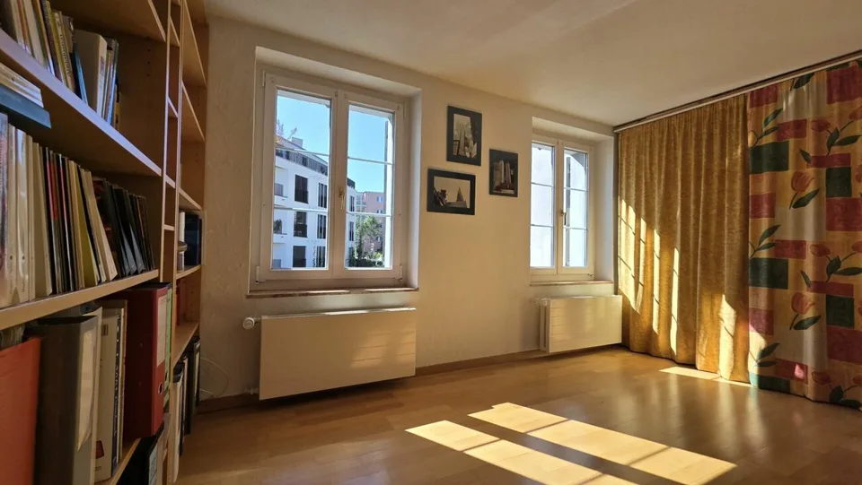 Appartamento attico con vista sul lago e sulla montagna a Rüschlikon – foto 10 di 15