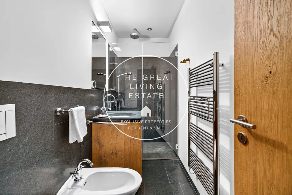 Appartement exclusif de 5,5 pièces avec vue panoramique à Samedan – photo 16 sur 17