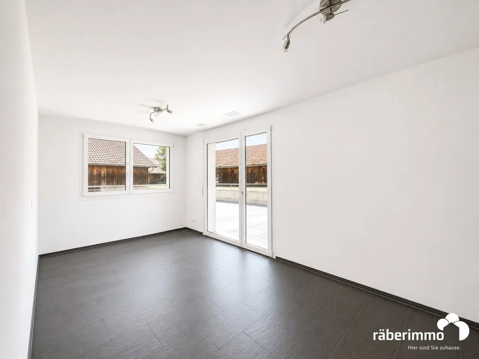 Modern living with spacious terrace – photo 5 of 8
