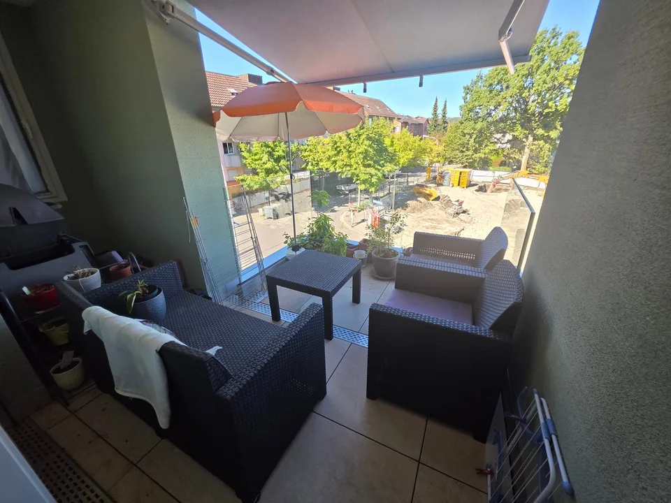 Modern 4.5-room apartment with balcony – photo 13 of 16